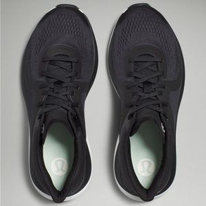 Lululemon chargefeel low